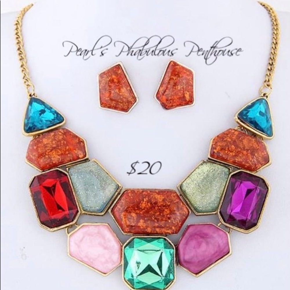 Mult colored necklace and matching earrings (pierced)